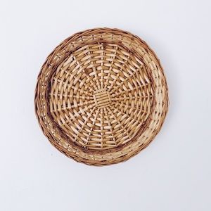 Wicker tray